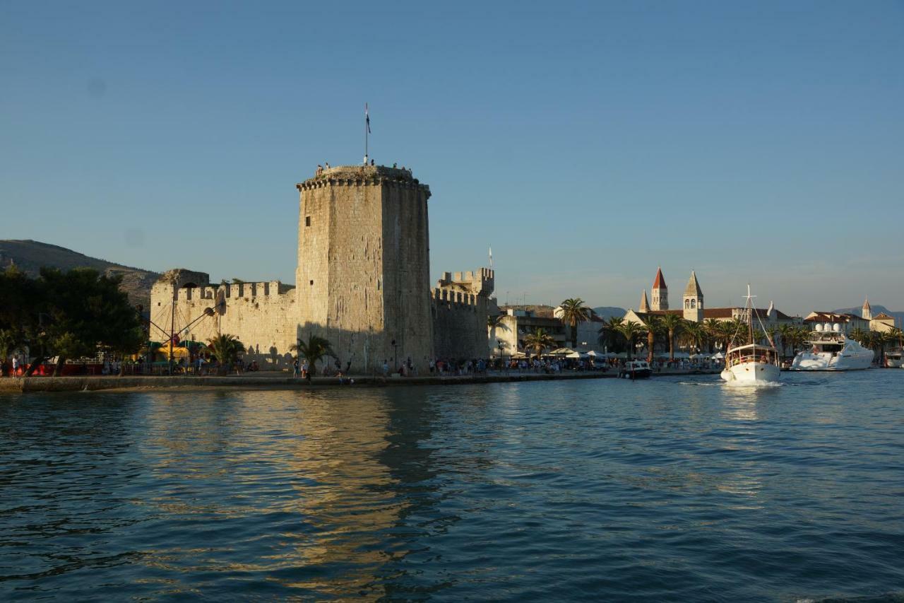Apartmani Mm Trogir Exterior foto